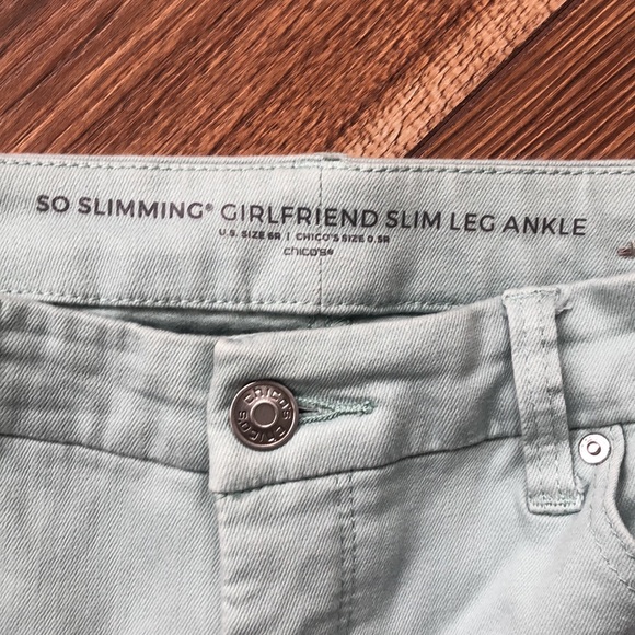 Chico’s So Slimming Girlfriend Ankle Jean in Pale/Mint Green - Picture 2 of 5